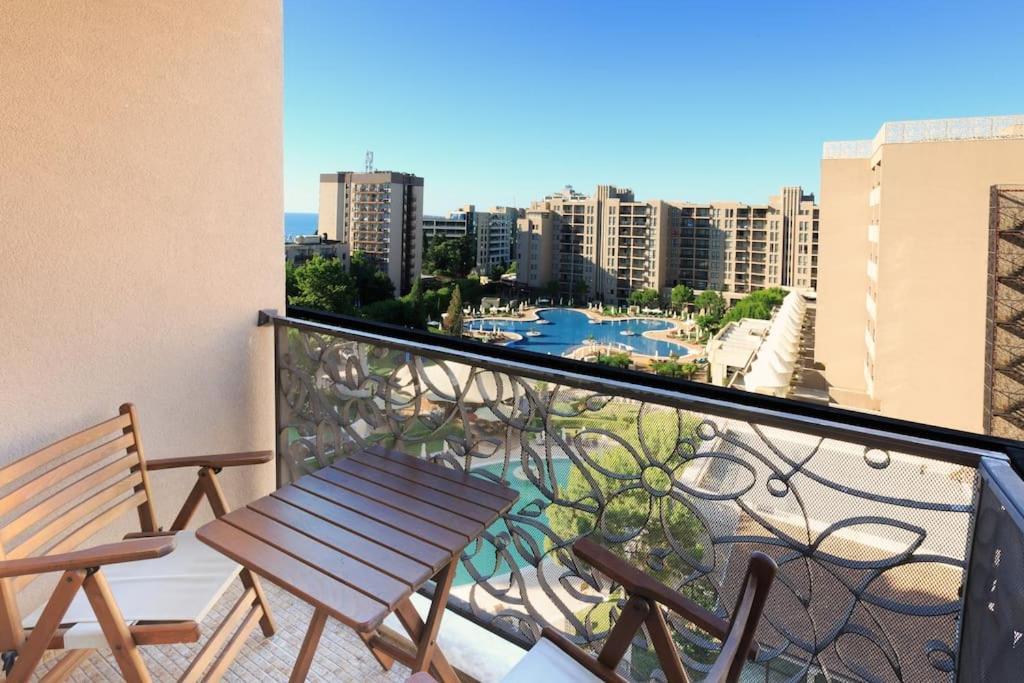 Royal Beach Apartment Barcello B Sunny Beach Dış mekan fotoğraf