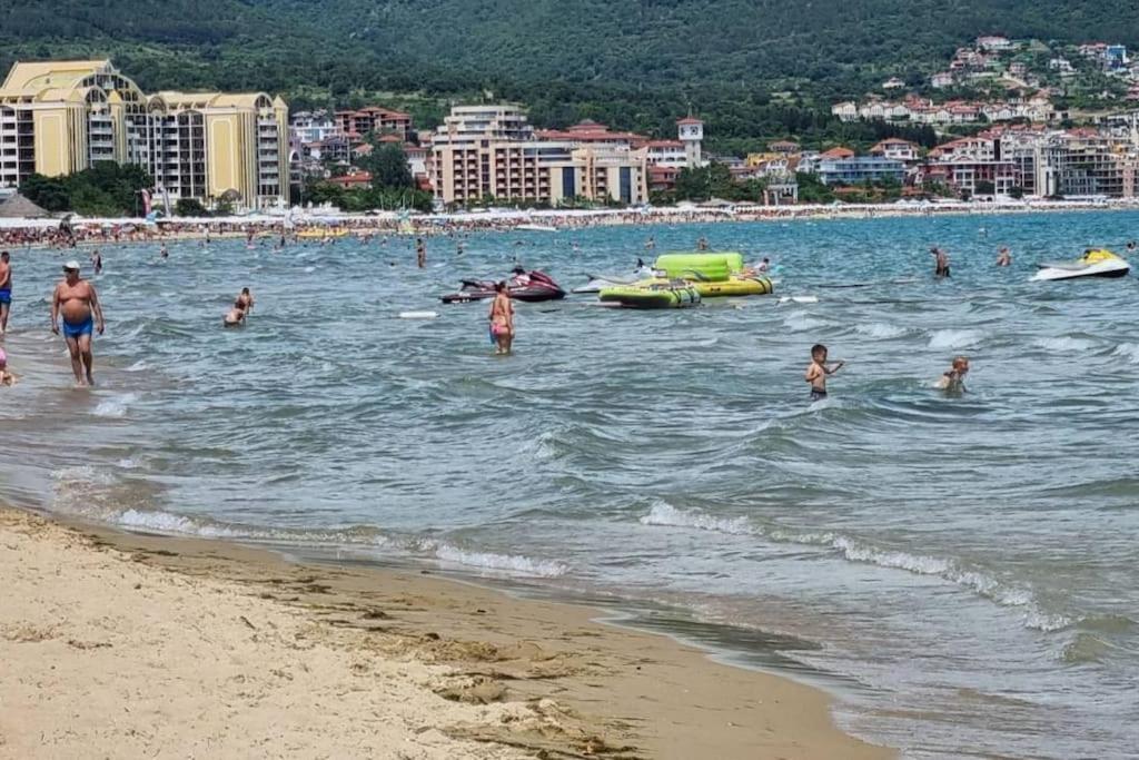 Royal Beach Apartment Barcello B Sunny Beach Dış mekan fotoğraf